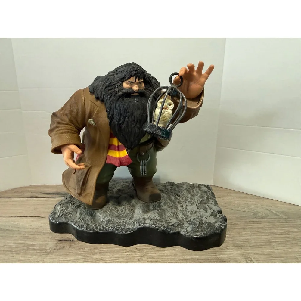Vintage 2000 Warner Bros Harry Potter Rubeus Hagrid's Gift with Lantern and Owl